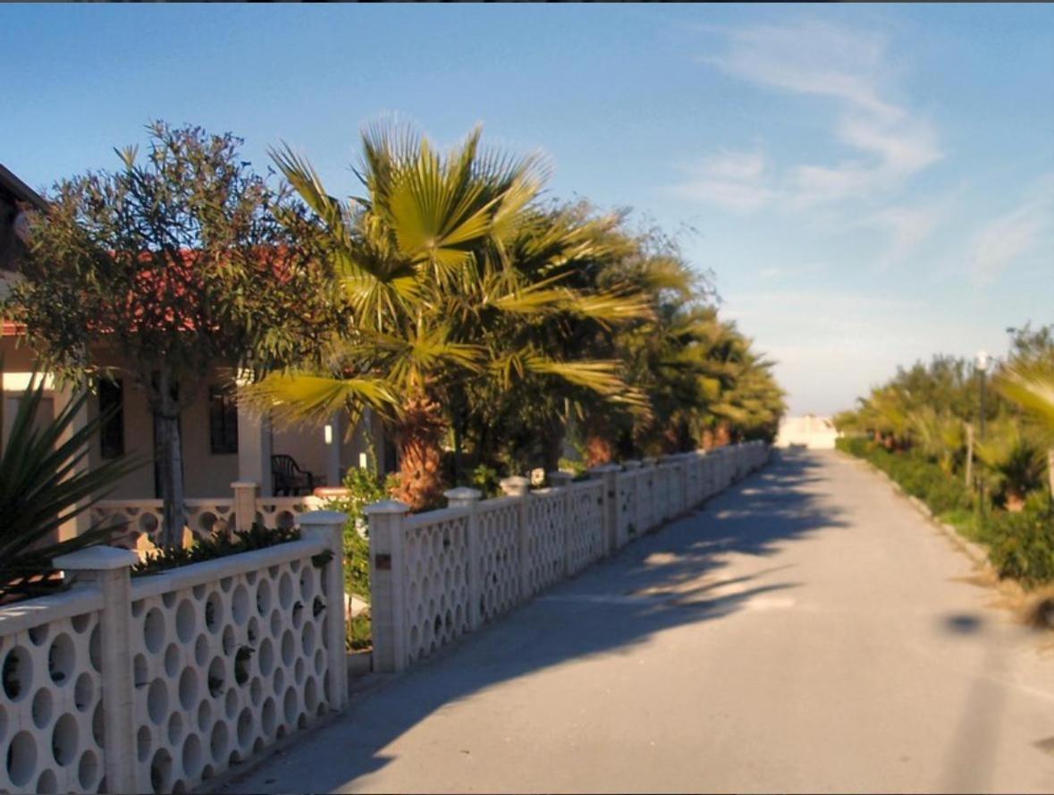 Villaggio Turistico La Baia Degli Angeli Margherita Di Savoia Exterior foto