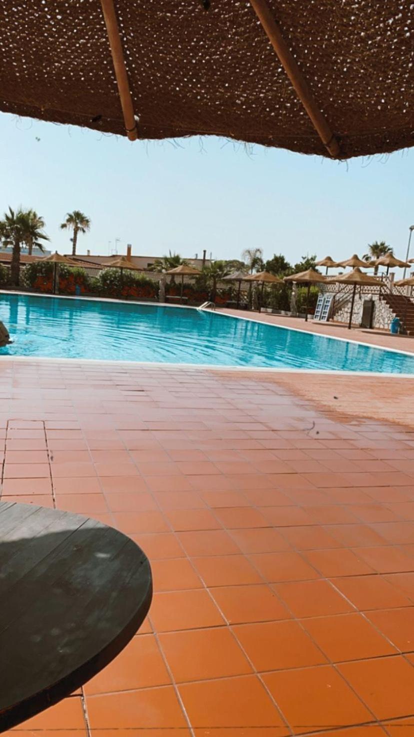 Villaggio Turistico La Baia Degli Angeli Margherita Di Savoia Exterior foto